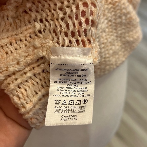 Ann Taylor Women's Peach Knit Sweater 3/4 Sleeve, Size S - Picture 4 of 7